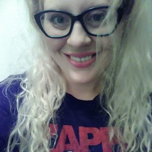 Meet your Posher, Stella